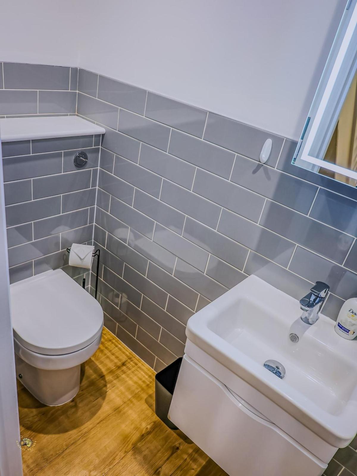 Holiday home Deja Blue Luxury By Altoluxoexperience Short Lets & Serviced With Free Wifi & Parking *